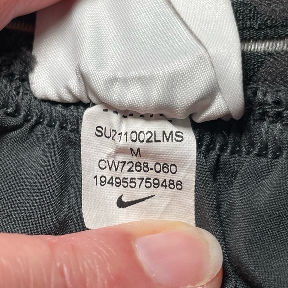 2 Nike Gray Dri Fit Women’s Athletic Shorts size Medium - Picture 12 of 12